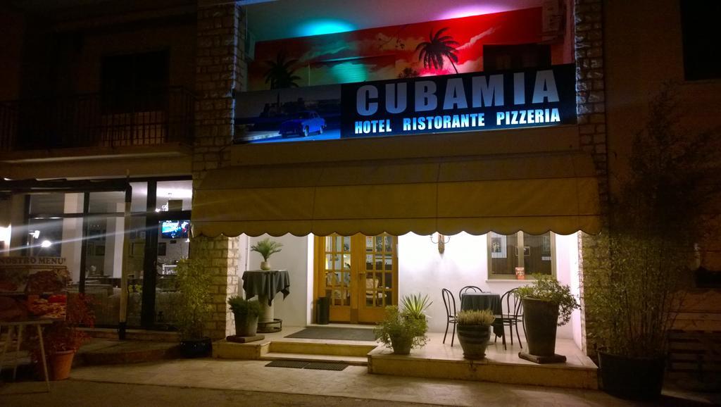 库巴米亚酒店 罗马诺德恩佐利诺 外观 照片